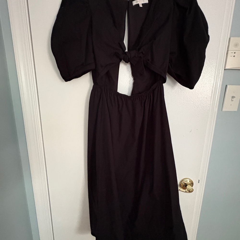 Wayf Black Backless Puff Sleeve Dress from Nordstrom size XS